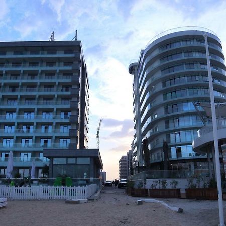 Luxury Apartment By The Sea Mamaia Exterior foto