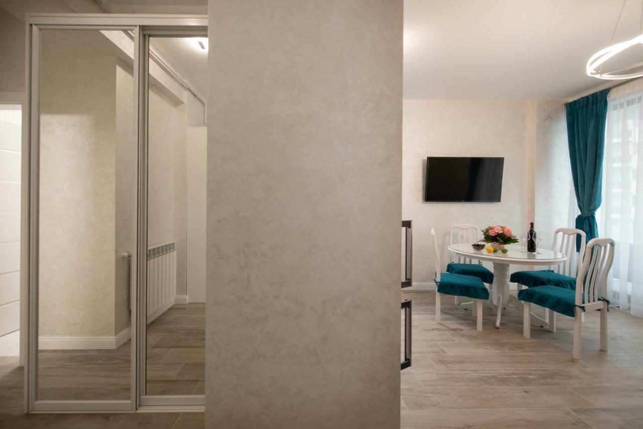 Luxury Apartment By The Sea Mamaia Exterior foto